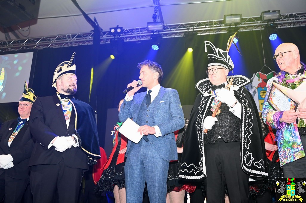 ../Images/Seniorencarnaval 2026 041.jpg